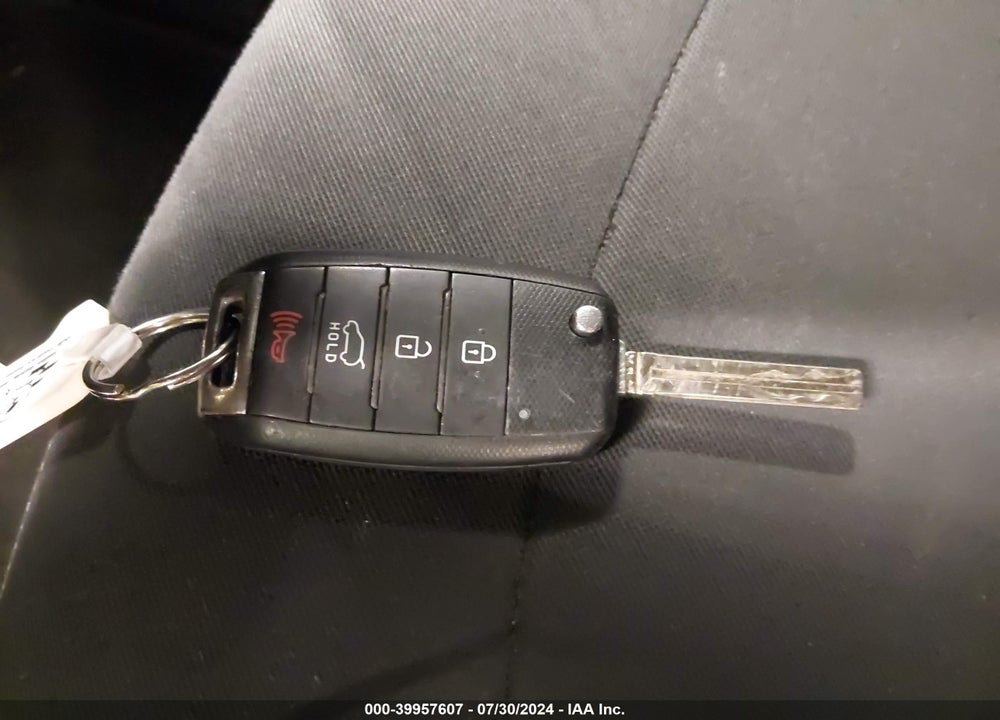 2014 KIA SOUL VIN: KNDJN2A23E7057518