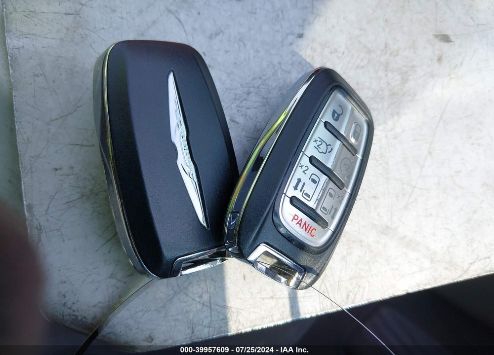 2019 CHRYSLER PACIFICA TOURING L VIN: 2C4RC1BG0KR554114