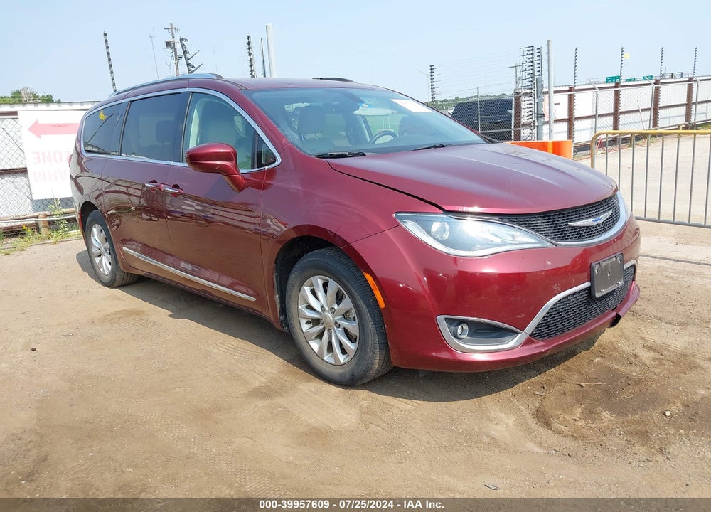 2019 CHRYSLER PACIFICA TOURING L VIN: 2C4RC1BG0KR554114