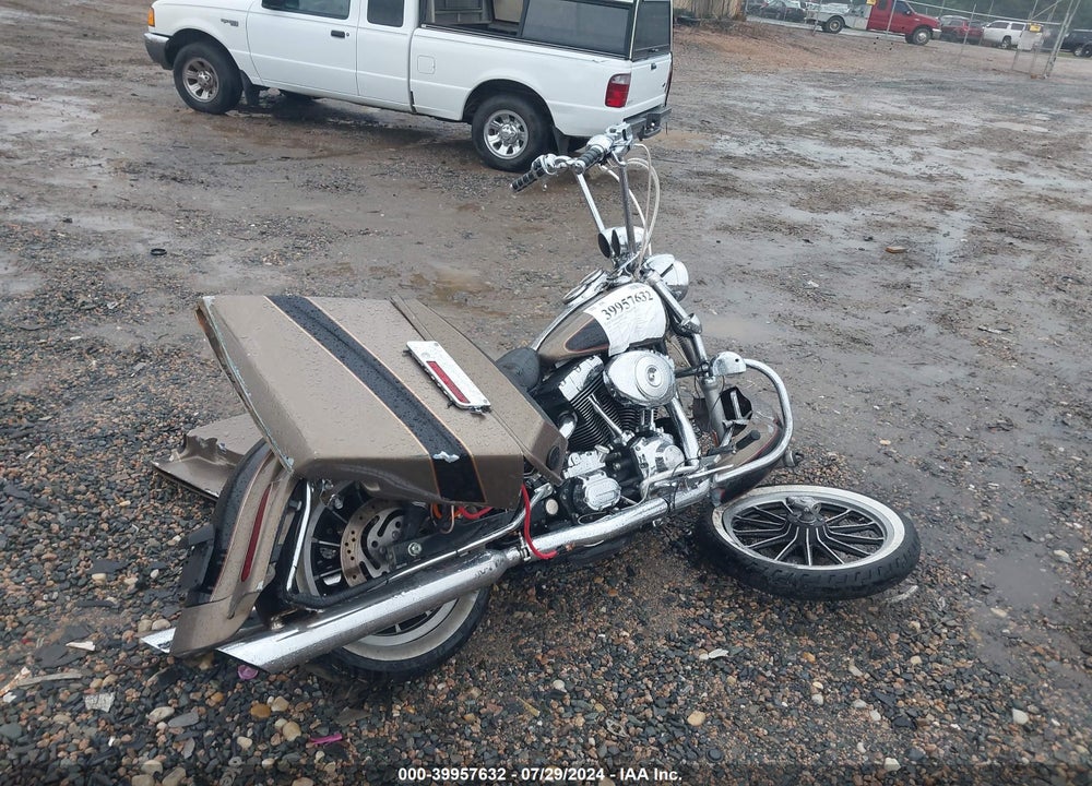 2005 HARLEY-DAVIDSON FXDL VIN: 1HD1GDV165K325514