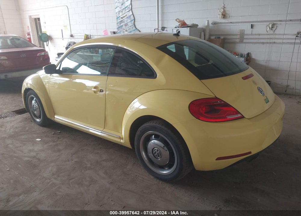2012 VOLKSWAGEN BEETLE 2.5L VIN: 3VWJP7AT9CM606526