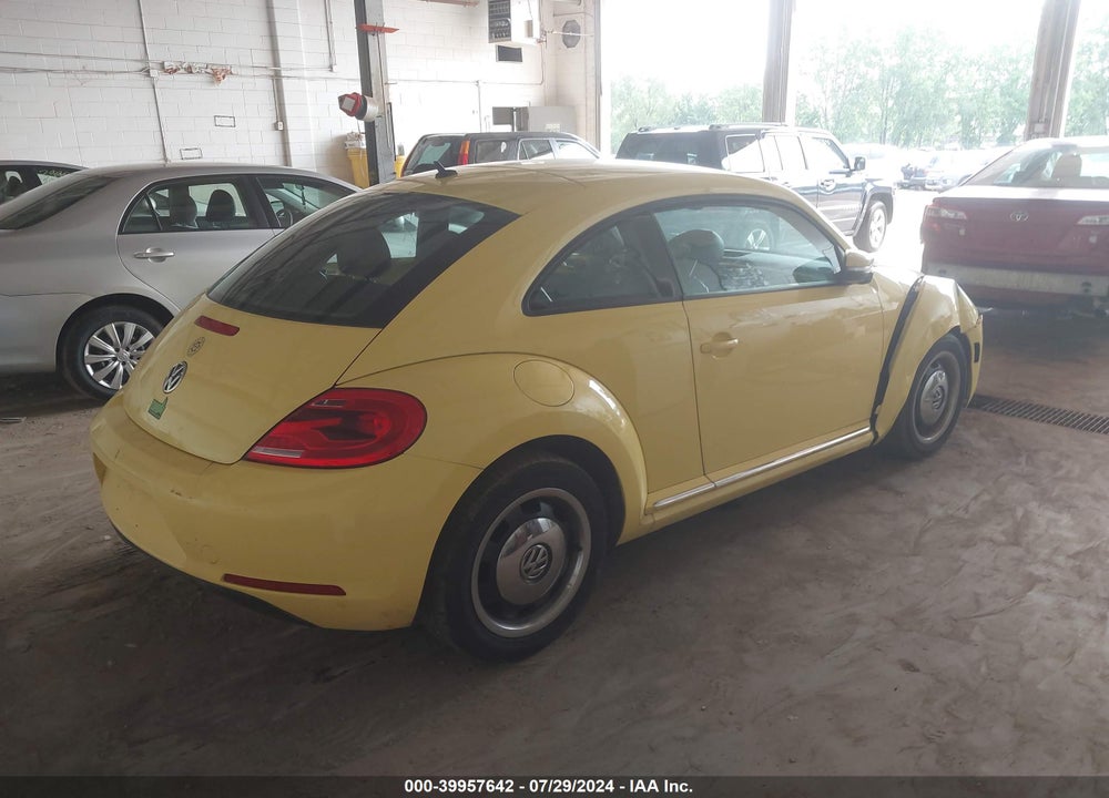 2012 VOLKSWAGEN BEETLE 2.5L VIN: 3VWJP7AT9CM606526
