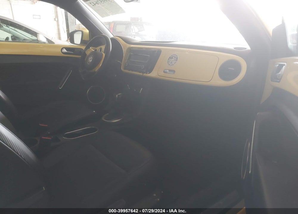2012 VOLKSWAGEN BEETLE 2.5L VIN: 3VWJP7AT9CM606526