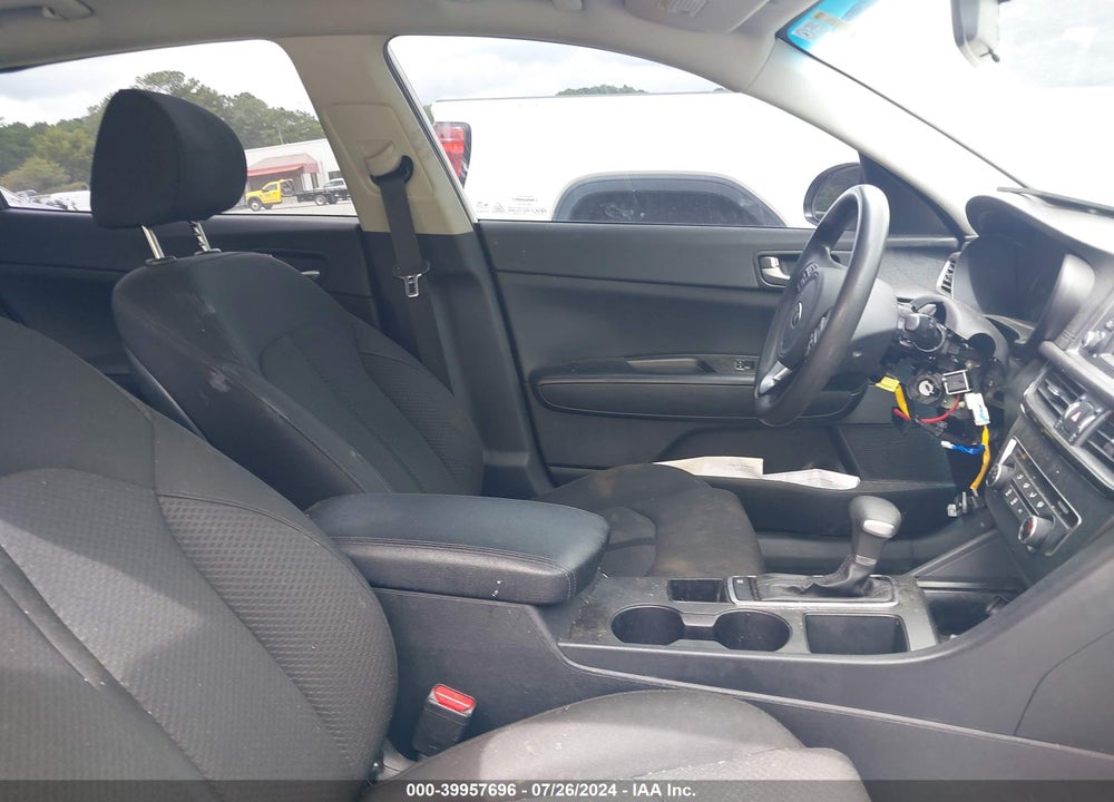 2017 KIA OPTIMA LX VIN: 5XXGT4L36HG176385