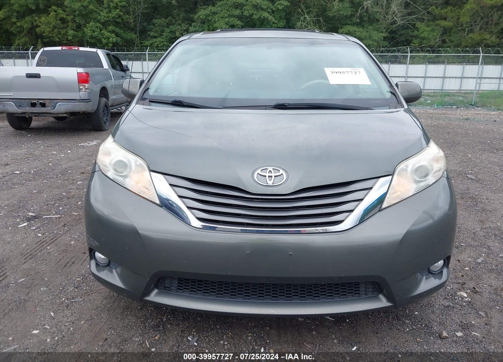 2012 TOYOTA SIENNA XLE V6 8 PASSENGER VIN: 5TDYK3DC7CS199360