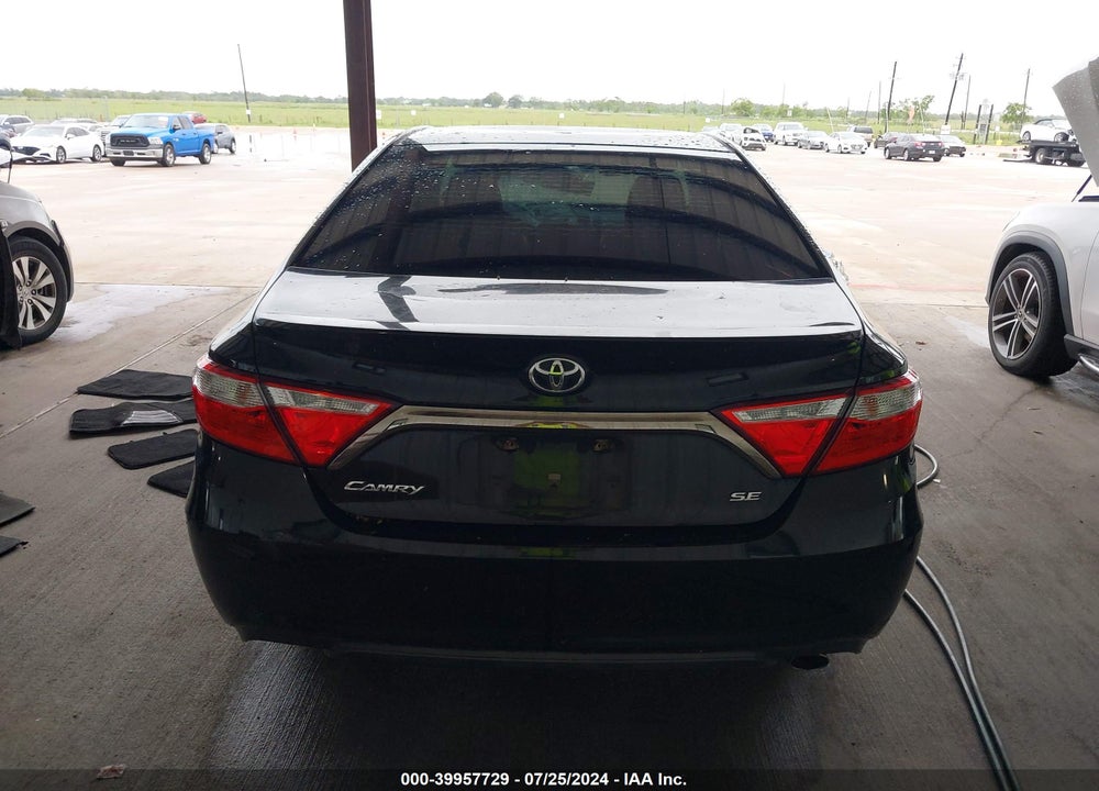 2015 TOYOTA CAMRY SE VIN: 4T1BF1FK2FU037280