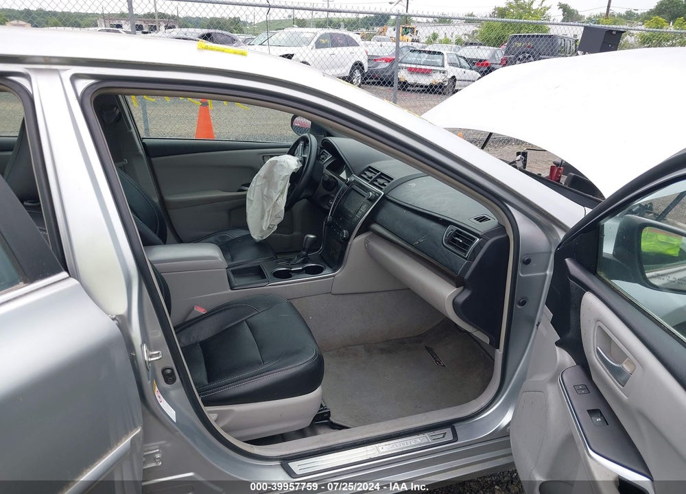 2016 TOYOTA CAMRY XLE/SE/LE/XSE/SE W/SPECIAL EDITION PKG VIN: 4T1BF1FK0GU135922