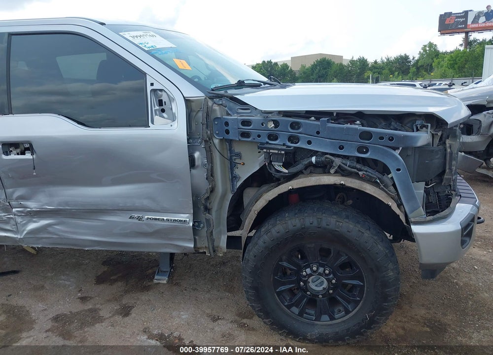 2022 FORD F-250 LARIAT VIN: 1FT8W2BT8NEE37582