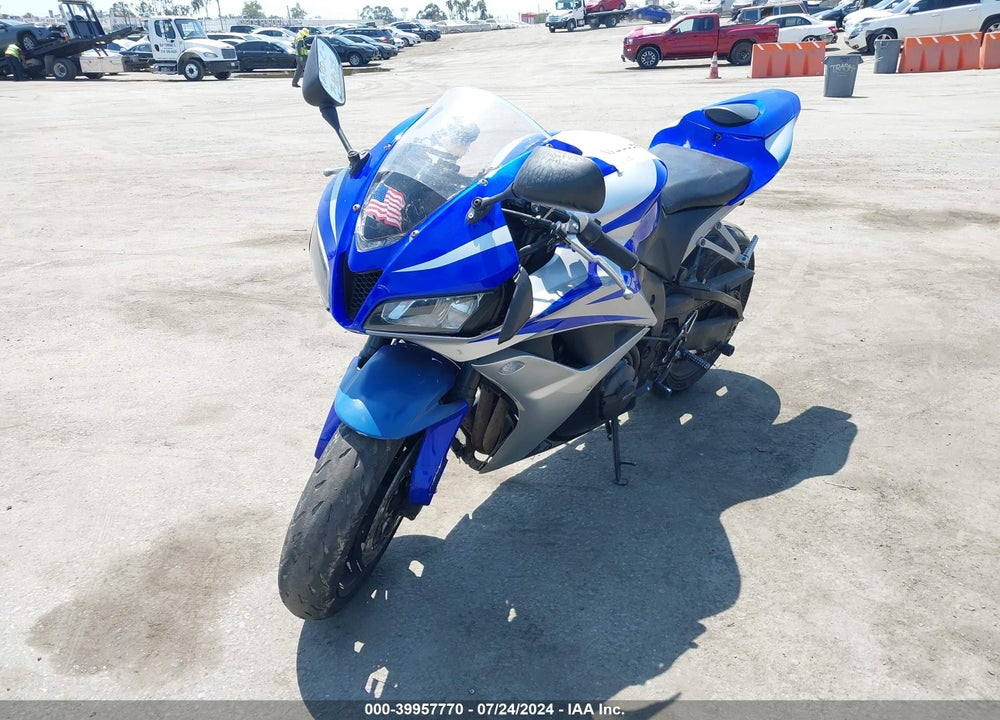 2007 HONDA CBR600 RR VIN: JH2PC40017M009572