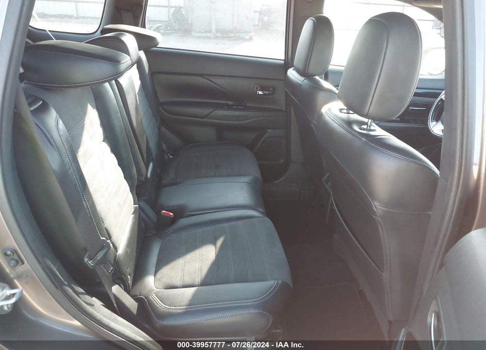 2019 MITSUBISHI OUTLANDER LE VIN: JA4AD3A3XKZ052098