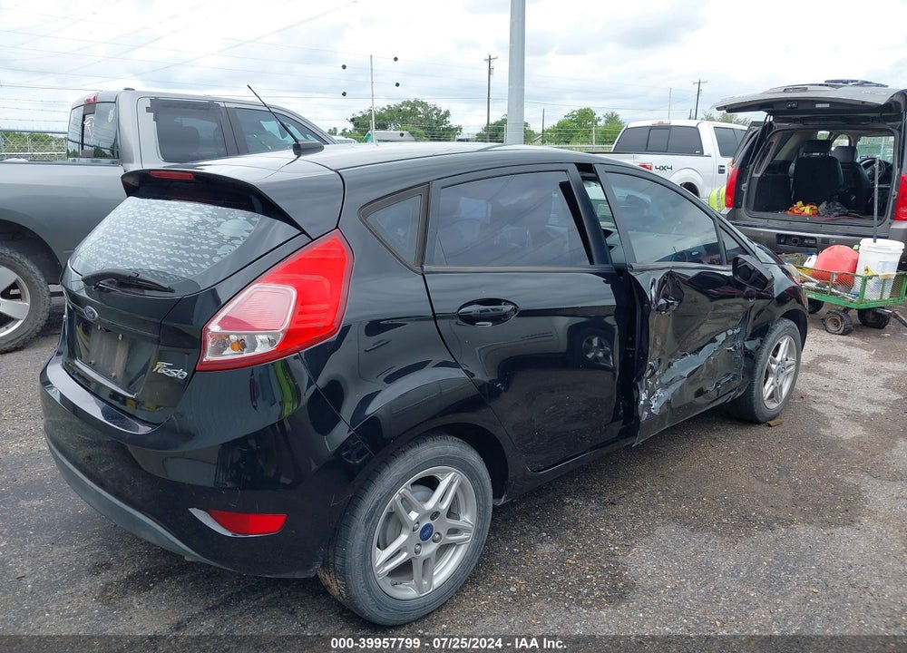 2018 FORD FIESTA SE VIN: 3FADP4EJXJM106305