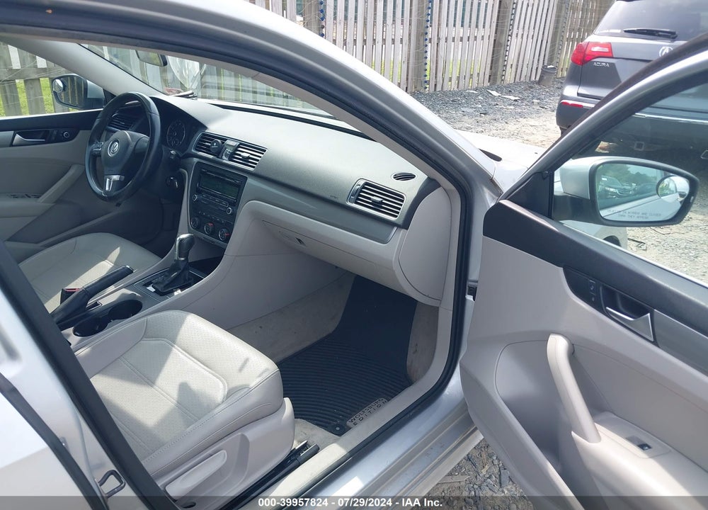 2014 VOLKSWAGEN PASSAT 1.8T WOLFSBURG EDITION VIN: 1VWAS7A3XEC036054