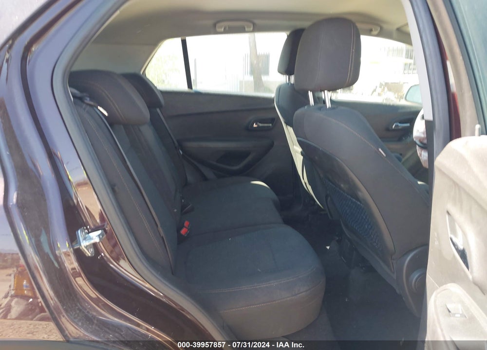 2020 CHEVROLET TRAX FWD LS VIN: KL7CJKSB8LB353435