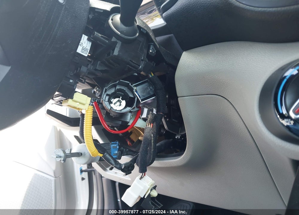 2020 KIA SOUL LX VIN: KNDJ23AU7L7701356