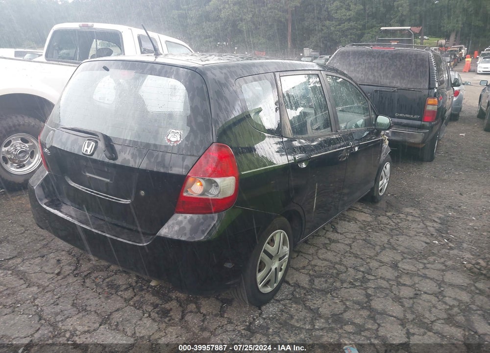 2008 HONDA FIT VIN: JHMGD38478S001236
