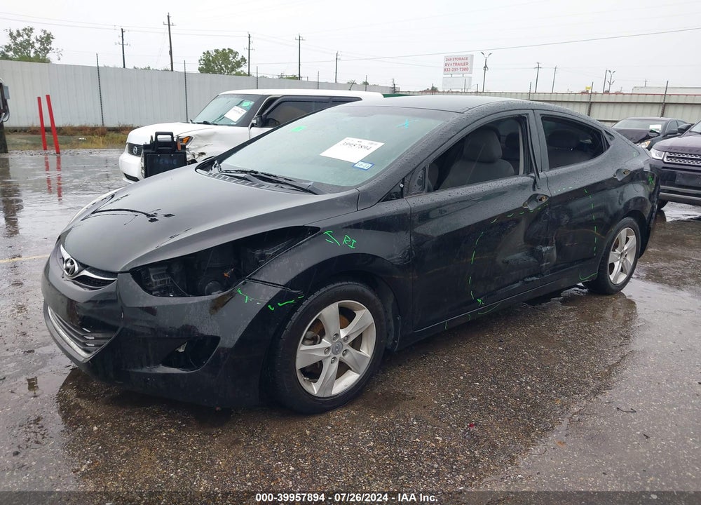 2013 HYUNDAI ELANTRA GLS VIN: 5NPDH4AE4DH168180