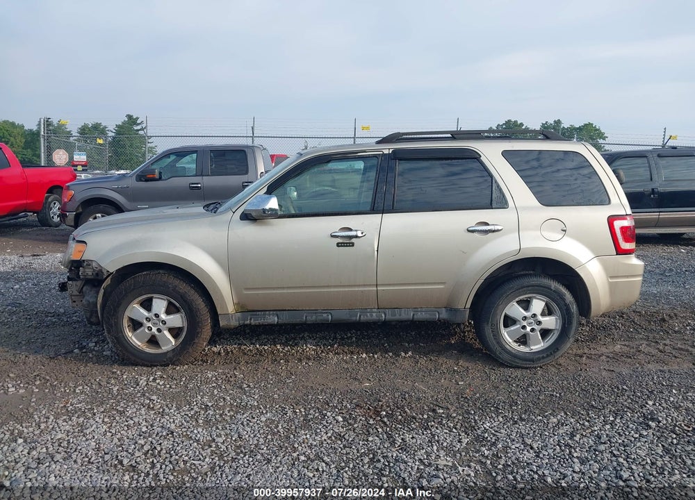 2010 FORD ESCAPE XLT VIN: 1FMCU9D73AKC03933