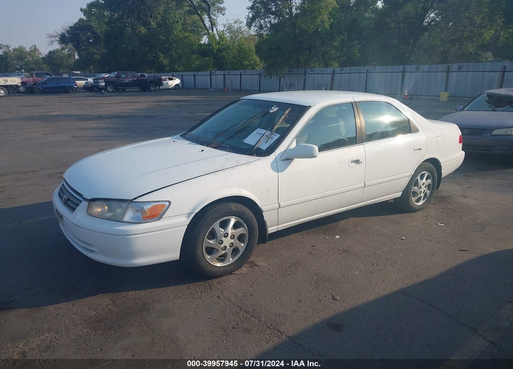 2000 TOYOTA CAMRY LE V6/XLE V6 VIN: 4T1BF22K9YU946471
