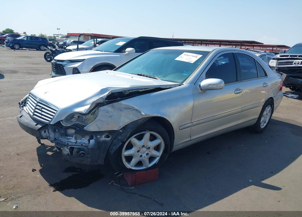 2004 MERCEDES-BENZ C 240 VIN: WDBRF61JX4F510048