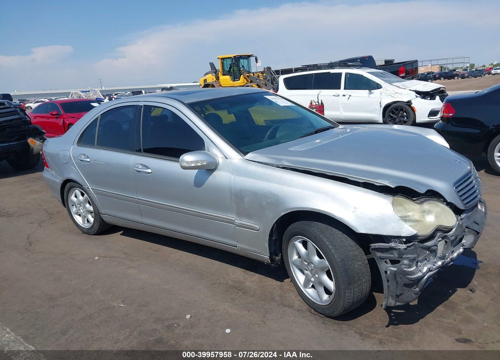 2004 MERCEDES-BENZ C 240 VIN: WDBRF61JX4F510048