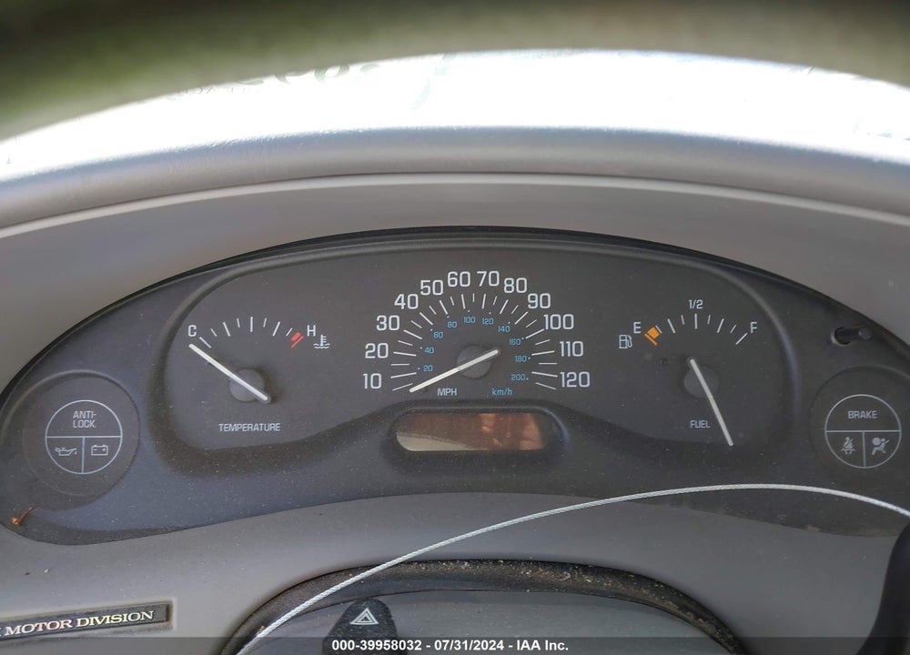 1999 BUICK CENTURY CUSTOM VIN: 2G4WS52M7X1498810