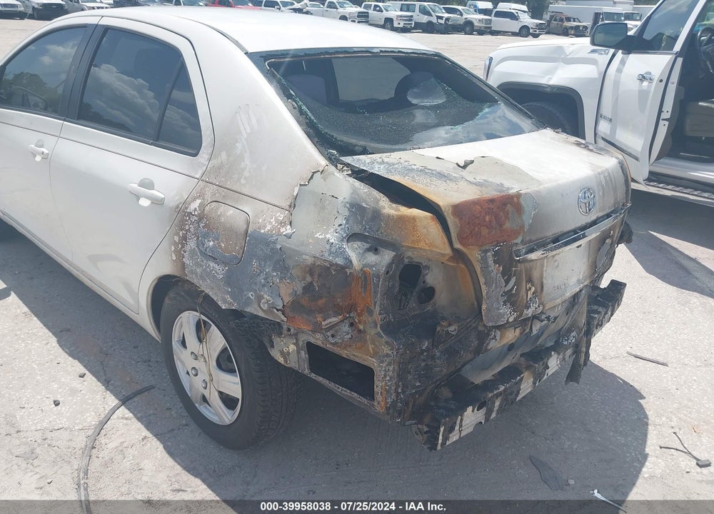 2012 TOYOTA YARIS VIN: JTDBT4K3XCL012061