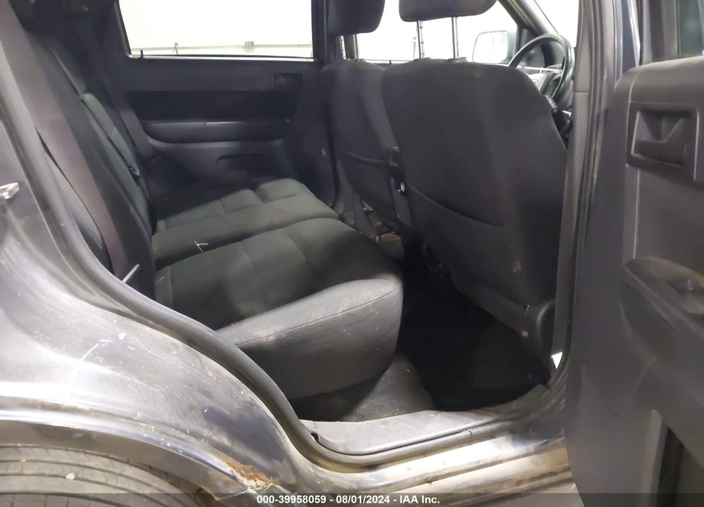 2009 FORD ESCAPE XLT VIN: 1FMCU93G49KA10123