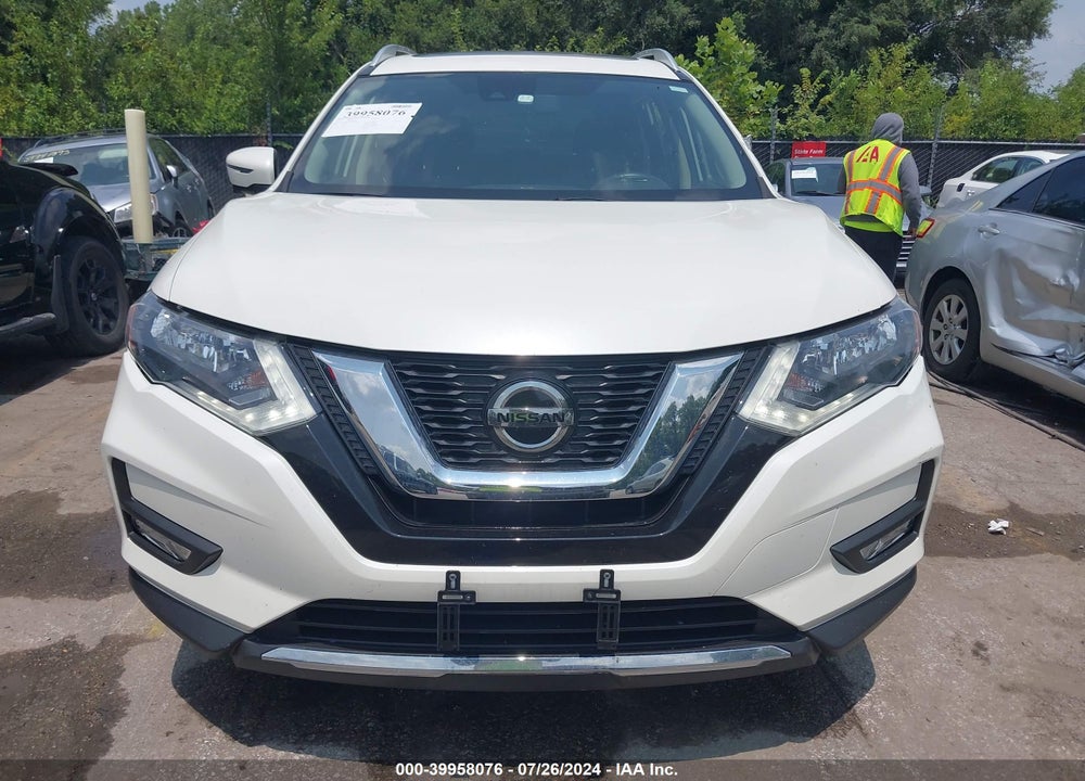 2019 NISSAN ROGUE SV VIN: JN8AT2MV4KW380736