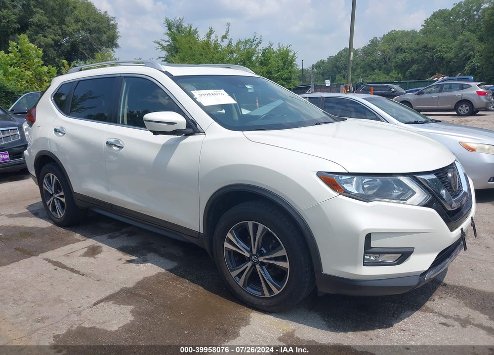 2019 NISSAN ROGUE SV VIN: JN8AT2MV4KW380736