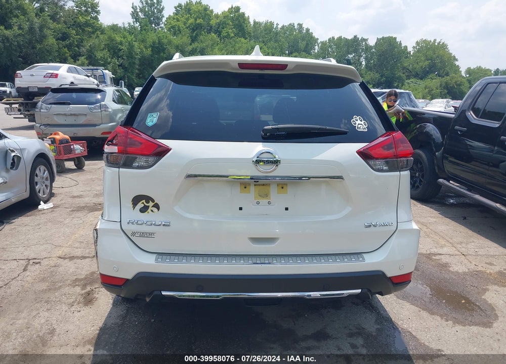 2019 NISSAN ROGUE SV VIN: JN8AT2MV4KW380736