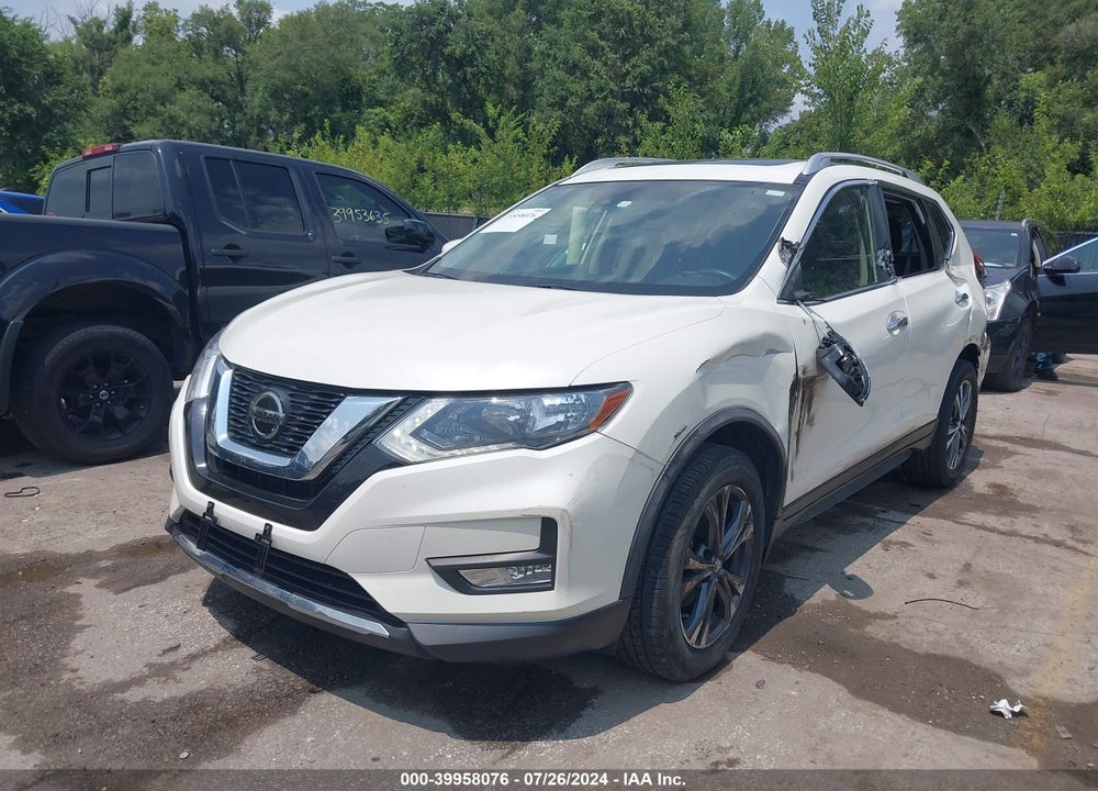 2019 NISSAN ROGUE SV VIN: JN8AT2MV4KW380736