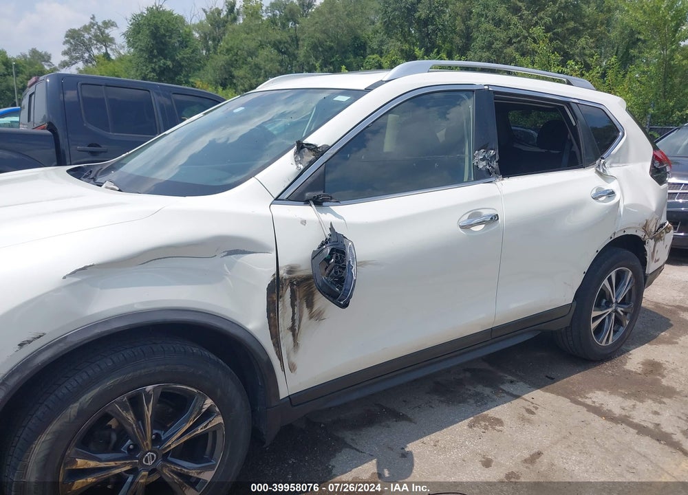2019 NISSAN ROGUE SV VIN: JN8AT2MV4KW380736