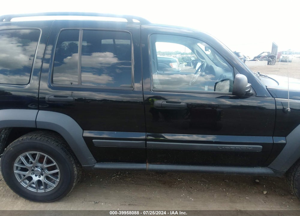 2007 JEEP LIBERTY SPORT VIN: 1J4GL48K47W639857