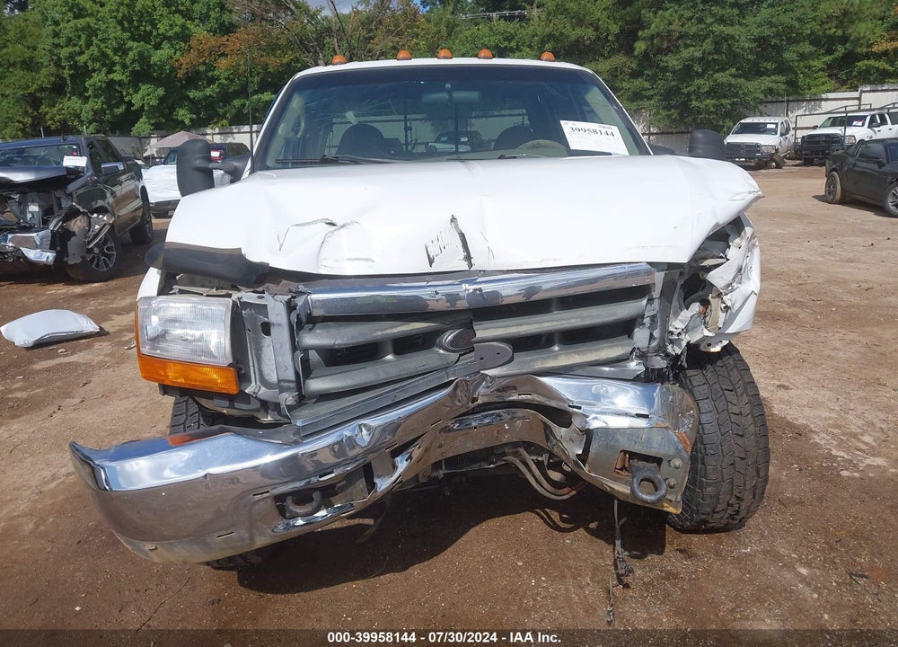 2000 FORD F-350 LARIAT/XL/XLT VIN: 1FTSW31F8YEB23846