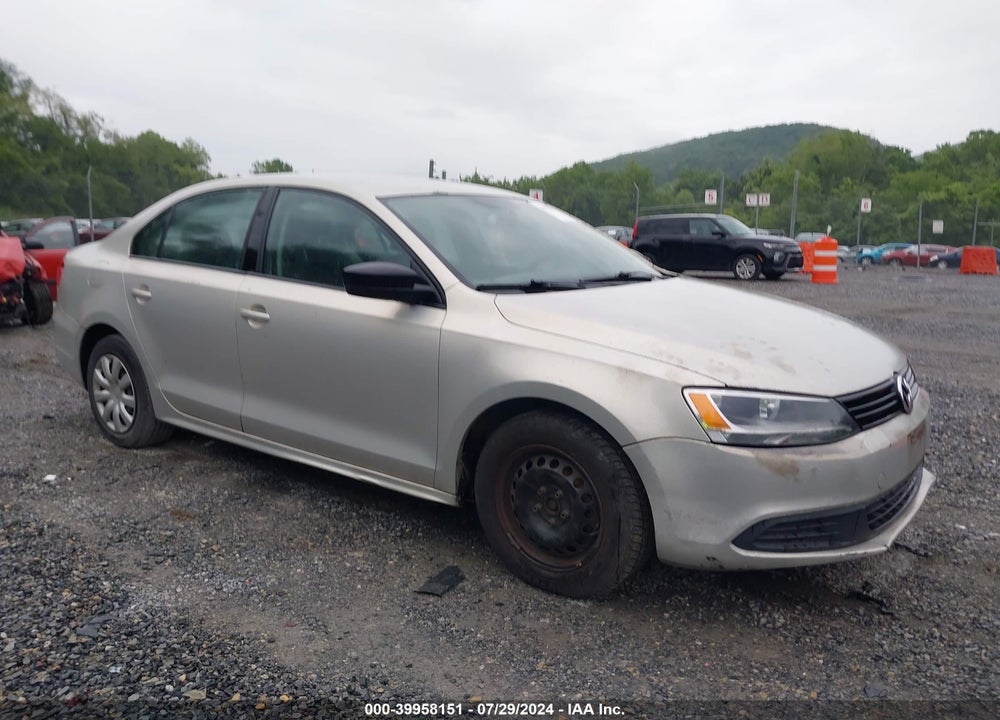 2011 VOLKSWAGEN JETTA 2.0L S VIN: 3VW2K7AJ3BM331977