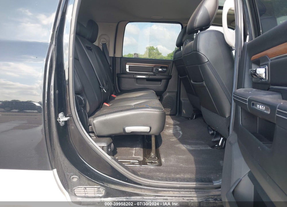 2013 RAM 2500 LAIE VIN: 3C6UR5NL7DG599902