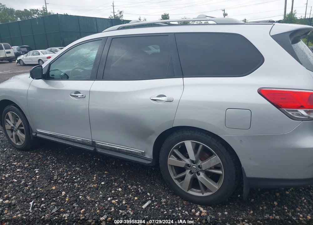 2014 NISSAN PATHFINDER PLATINUM VIN: 5N1AR2MM1EC650329