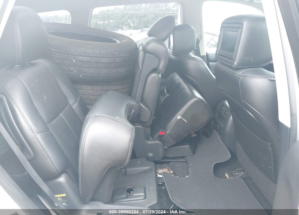 2014 NISSAN PATHFINDER PLATINUM VIN: 5N1AR2MM1EC650329