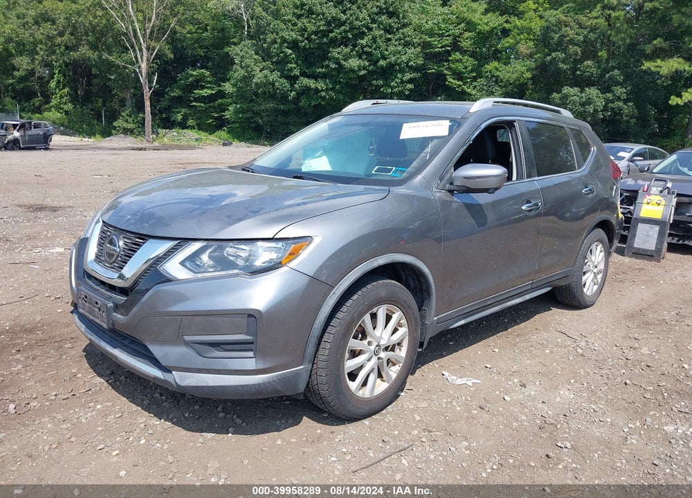 2018 NISSAN ROGUE SV VIN: KNMAT2MV0JP608445