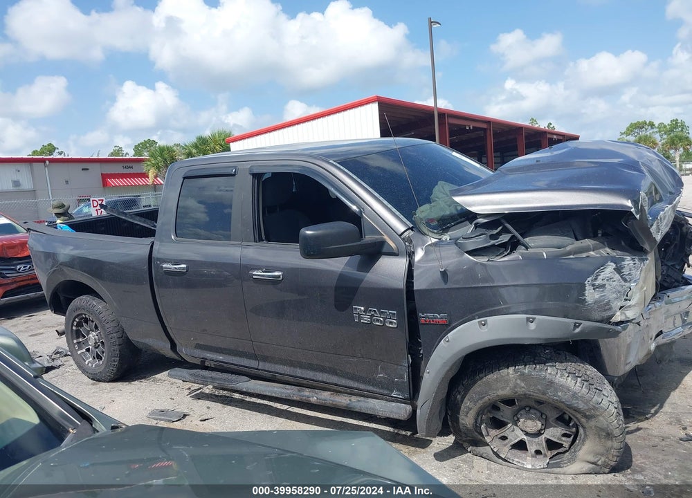2015 RAM 1500 SLT VIN: 1C6RR6GT4FS561449