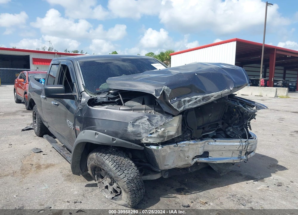 2015 RAM 1500 SLT VIN: 1C6RR6GT4FS561449