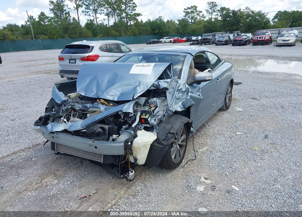 2013 VOLVO C70 T5 VIN: YV1672MC8DJ141057