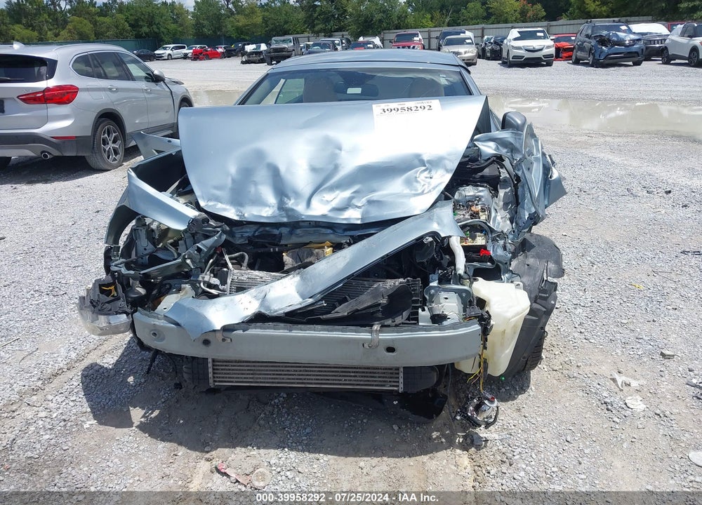 2013 VOLVO C70 T5 VIN: YV1672MC8DJ141057