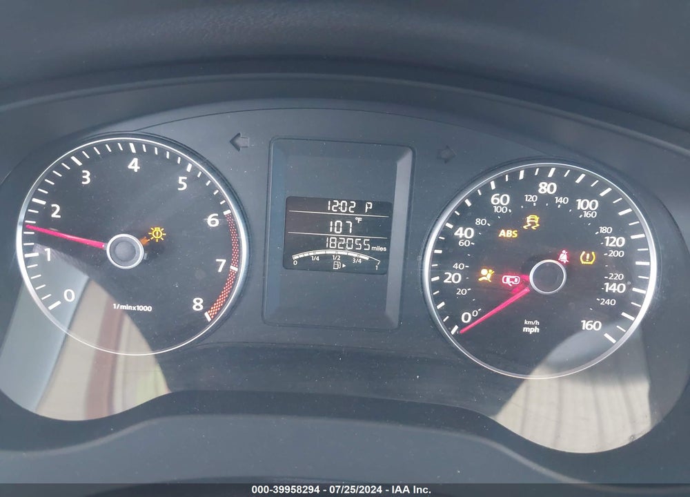 2013 VOLKSWAGEN JETTA 2.5L SE VIN: 3VWDP7AJXDM380929