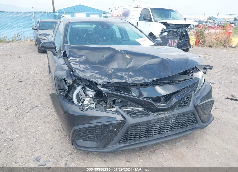 2021 TOYOTA CAMRY SE/SE NIGHTSHADE EDITION VIN: 4T1G11AK3MU411758