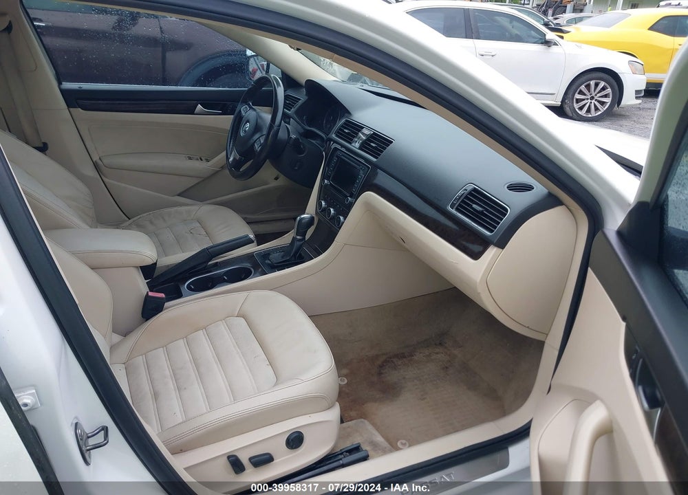 2014 VOLKSWAGEN PASSAT 1.8T SEL PREMIUM VIN: 1VWCT7A39EC054437