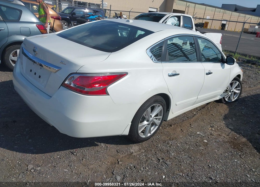 2015 NISSAN ALTIMA VIN: 1N4AL3AP4FN377845