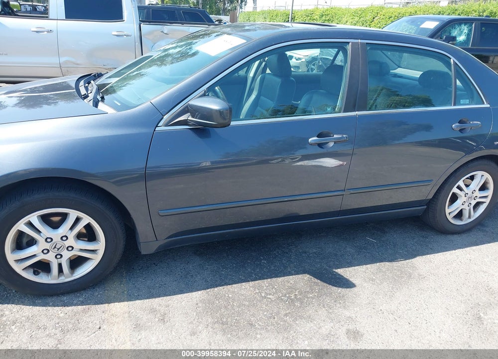 2007 HONDA ACCORD 2.4 EX VIN: 1HGCM568X7A100432