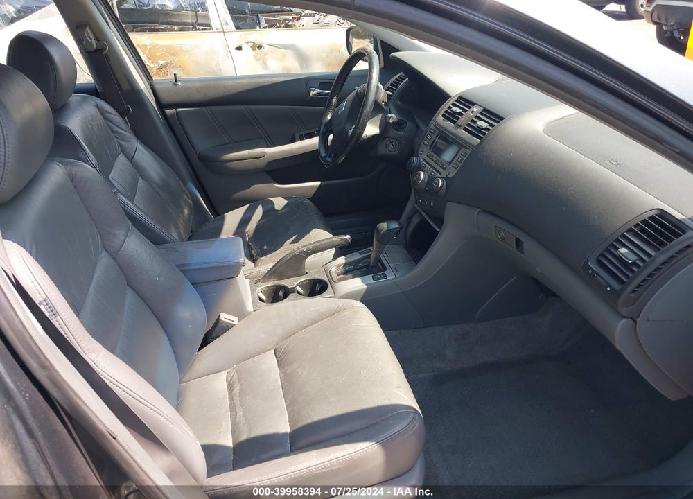 2007 HONDA ACCORD 2.4 EX VIN: 1HGCM568X7A100432