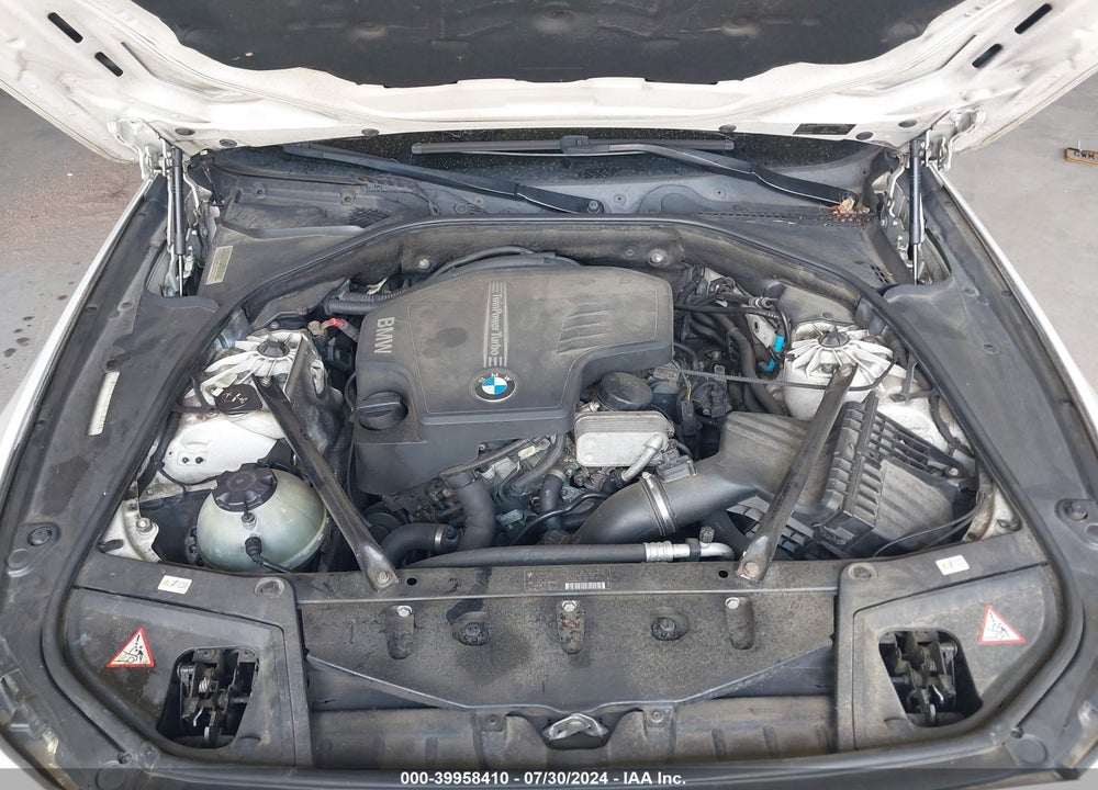 2012 BMW 528I XDRIVE VIN: WBAXH5C54CDW05578